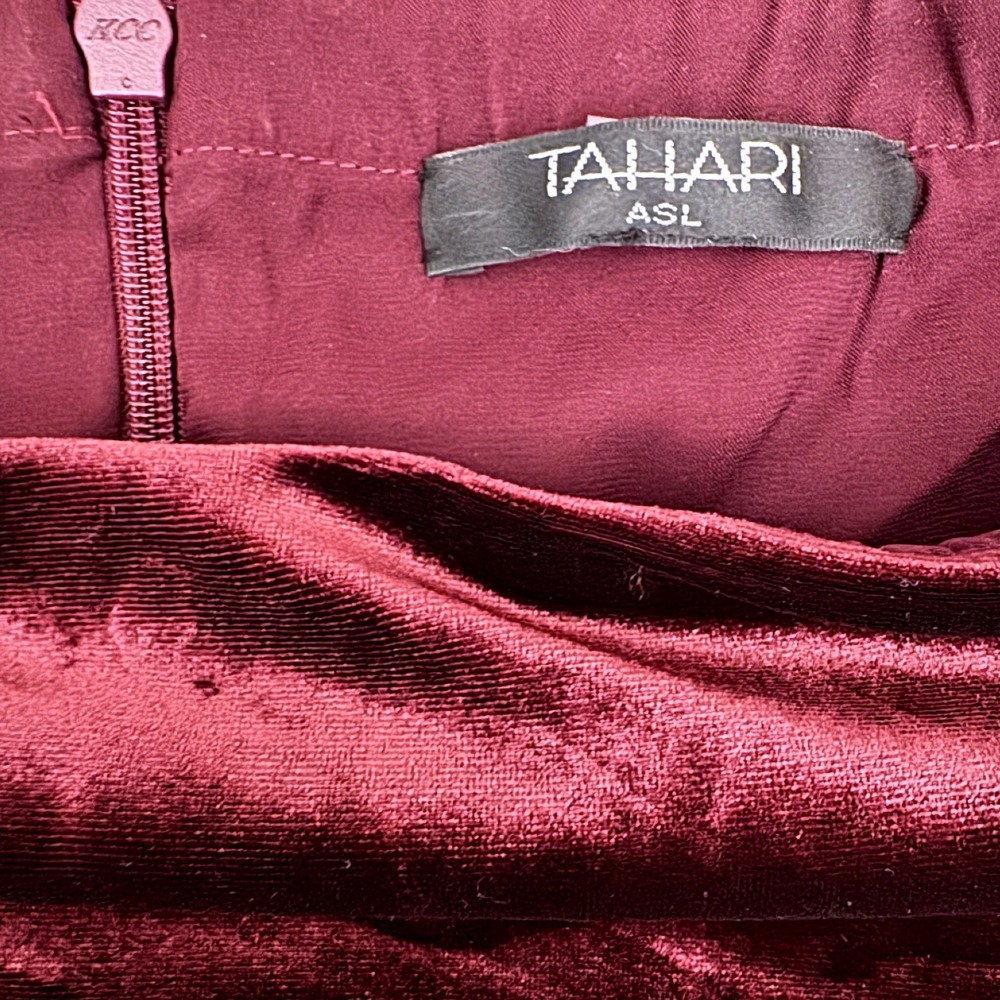 Tahari Velvet Sheath Mini Dress Size 6 Burgundy Ruffle Sleeve Cocktail Holiday - Picture 5 of 7